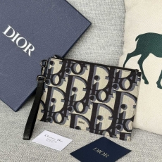 Christian Dior Clutch Bags